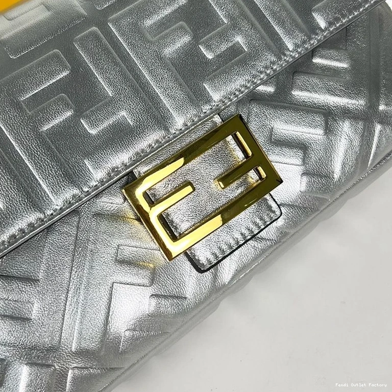 Affordable HOT Leather Baguette Silver Medium In Fendi Motif Bag Nappa FF 0822